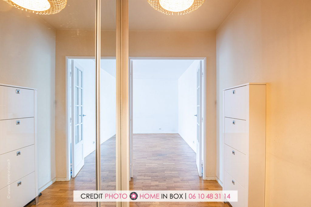 Shooting Photo Immobilier par Home in Box : Reportage à Levallois-Perret | Shooting de la Semaine d'un appartement aux beaux volumes à Levallois-Perret
